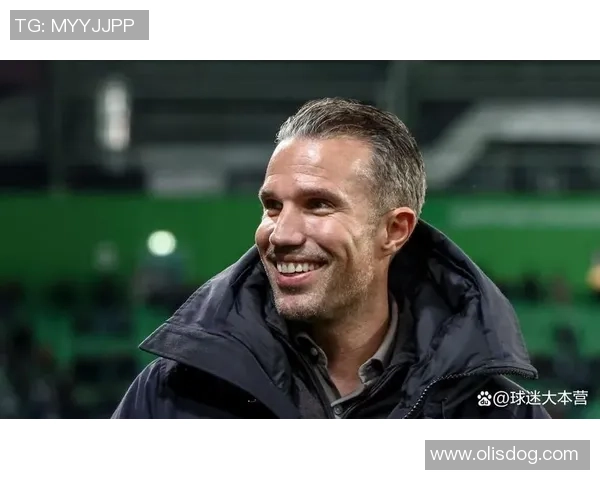 荷兰足球传奇人物盘点 从克鲁伊夫到范佩西的辉煌历程 荷兰足球传奇人物盘点 从克鲁伊夫到范佩西的辉煌历程